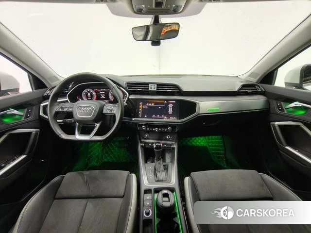 Audi Q3 2023 Белый из Китая, фото 3