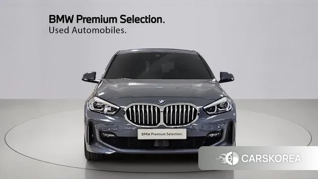 BMW 1 Series (F40) 2021 Небесно-голубой из Кореи, фото 3