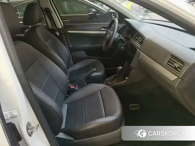Volkswagen Lavida 2022 Белый из Китая, фото 3