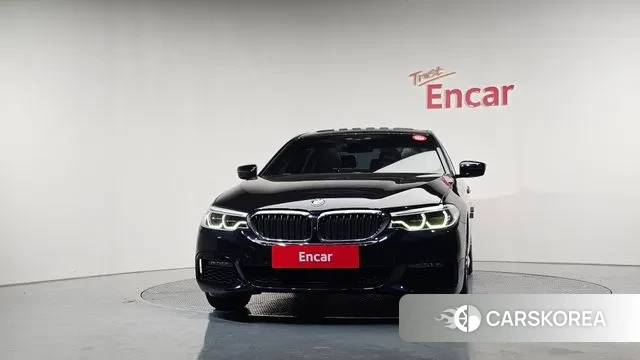 BMW 5 Series (G30) id 3469337 из Кореи 13