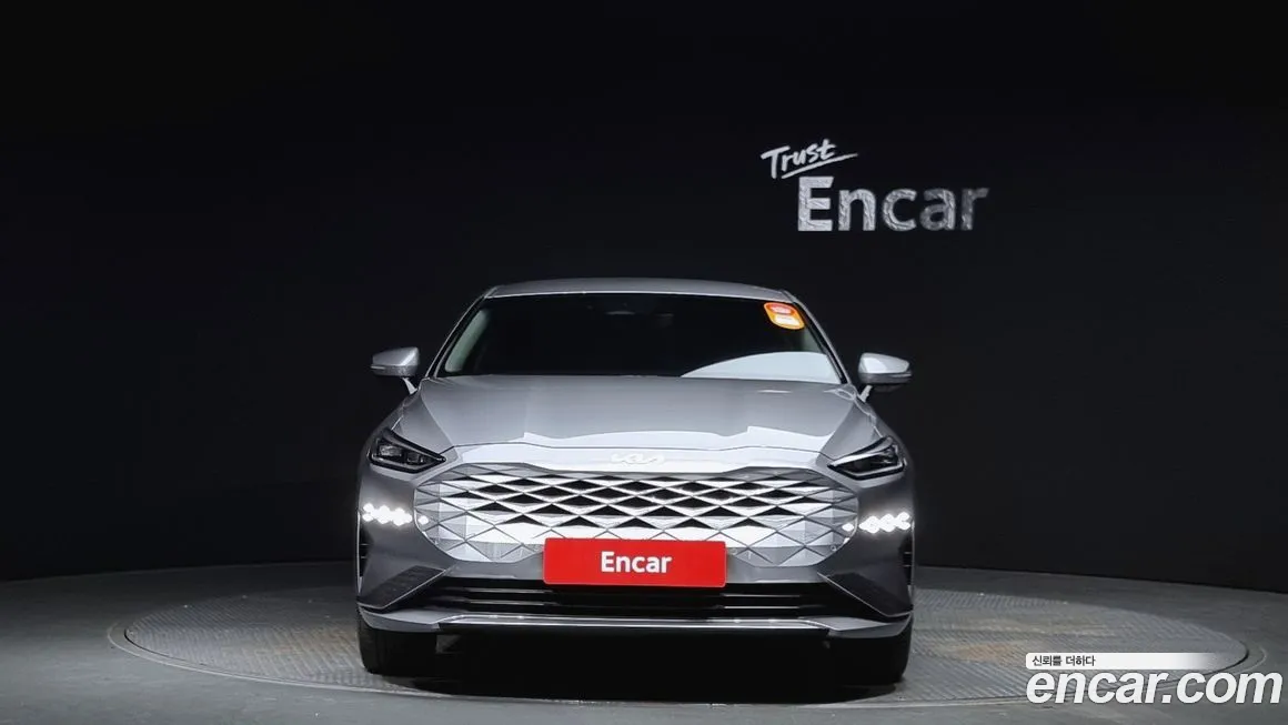 Kia K8 2024 Серебристо-серый из Кореи, фото 5