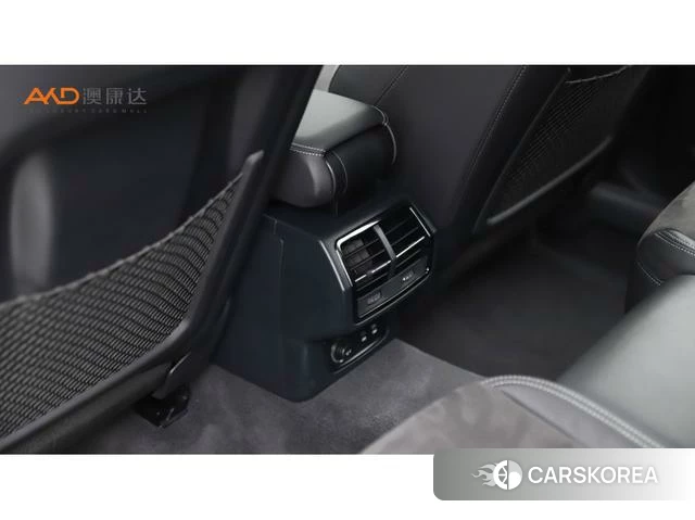 Audi Q3 2021 Черный из Китая, фото 3