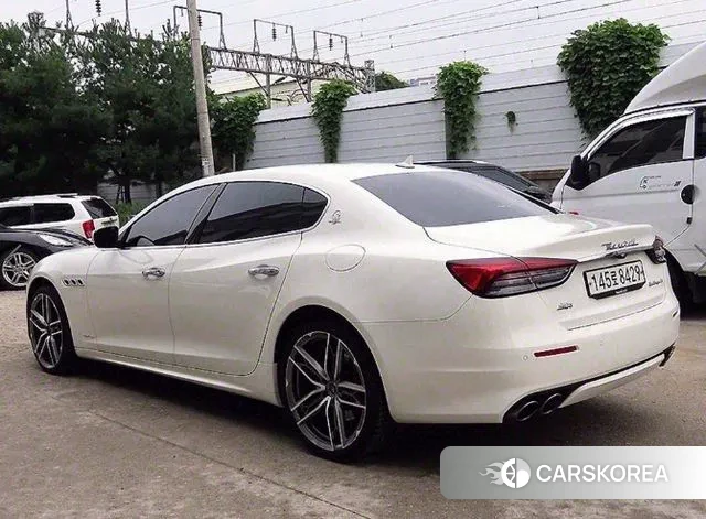 Maserati Quattroporte id 3366998 из Кореи 13