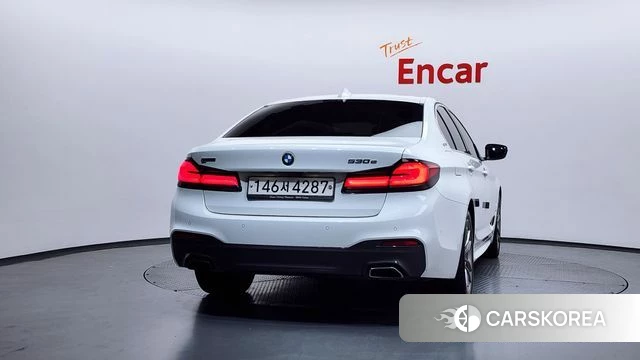 BMW 5 Series (G30) id 3885647 из Кореи 13