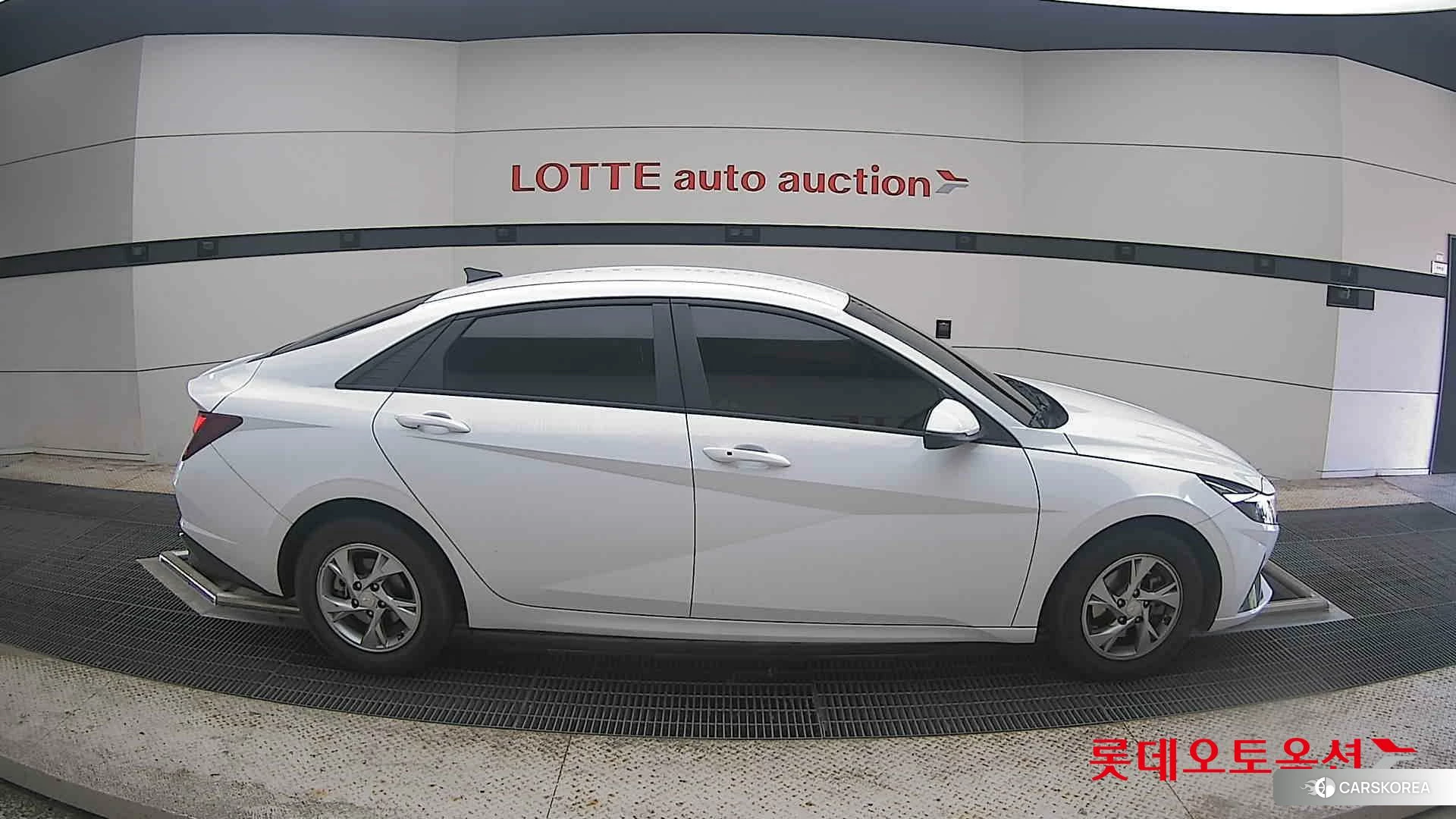 Hyundai Avante id 4504378 из Кореи 23