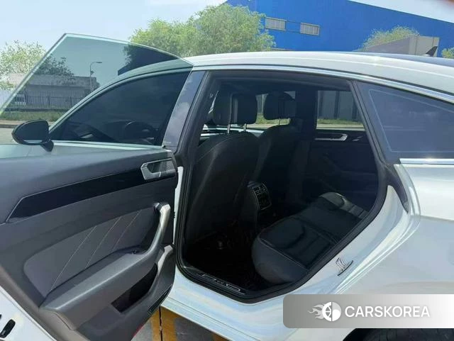 Volkswagen CC 2024 Белый из Китая, фото 3