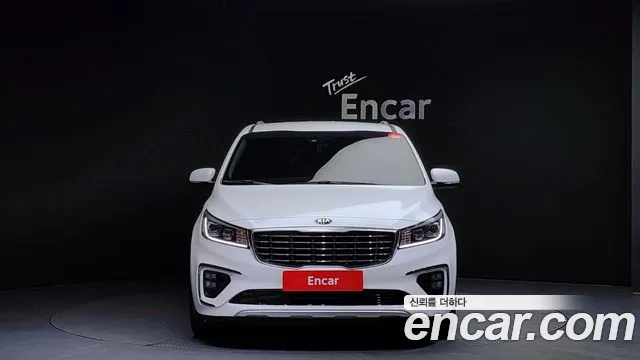 Kia The New Carnival id 2406007 из Кореи 13