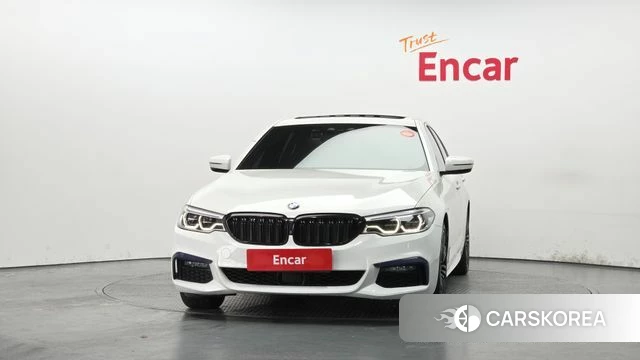 BMW 5 Series (G30) id 3885870 из Кореи 13