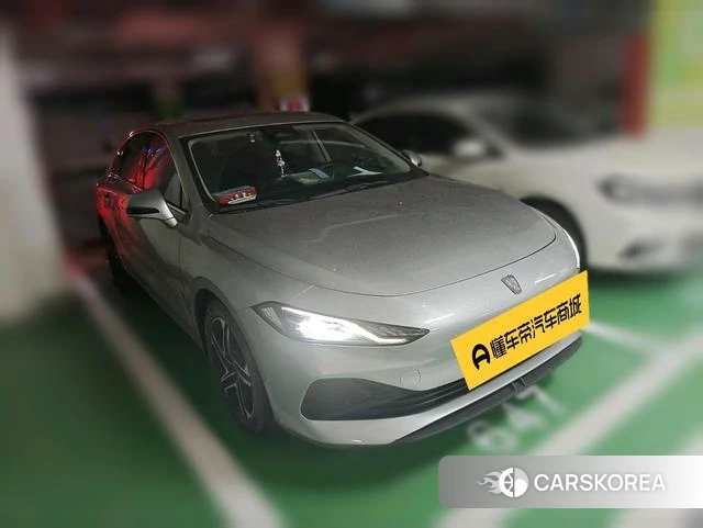 Roewe D7 DMH 2023 Темно-серый из Китая, фото 3