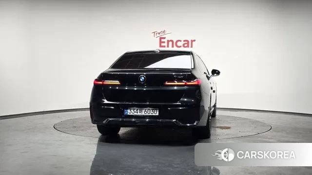 BMW 7 Series (G70) id 3507758 из Кореи 13