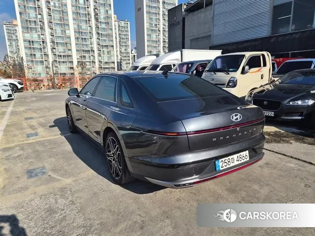 Hyundai Grandeur (GN7) id 3457734 из Кореи 11