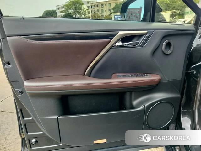 Lexus RX id 4353448 из Китая 11