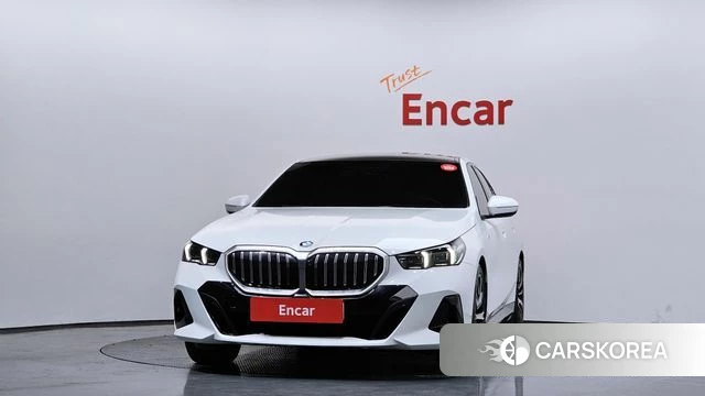 BMW 5 Series (G60) id 3896460 из Кореи 13