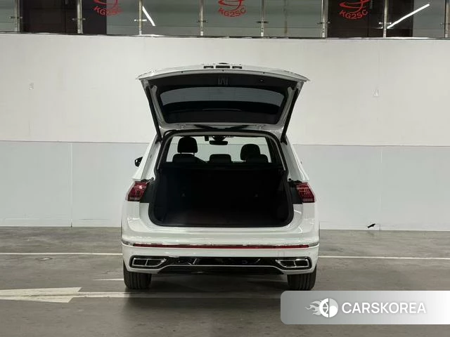 Volkswagen Tiguan L PHEV id 4272061 из Китая 13