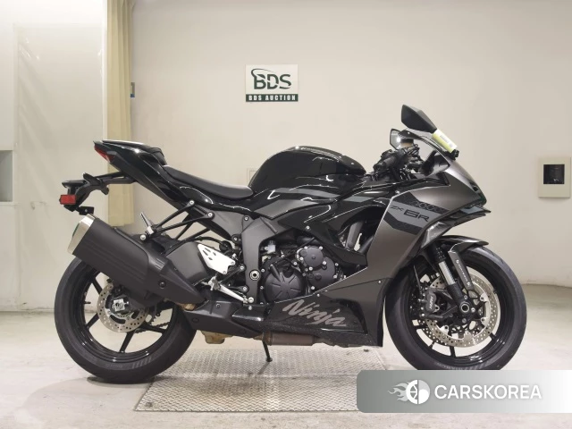 Проданный Kawasaki ZX-6R NINJA ABS 2025 из Японии