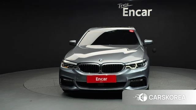 BMW 5 Series (G30) id 4311133 из Кореи 13