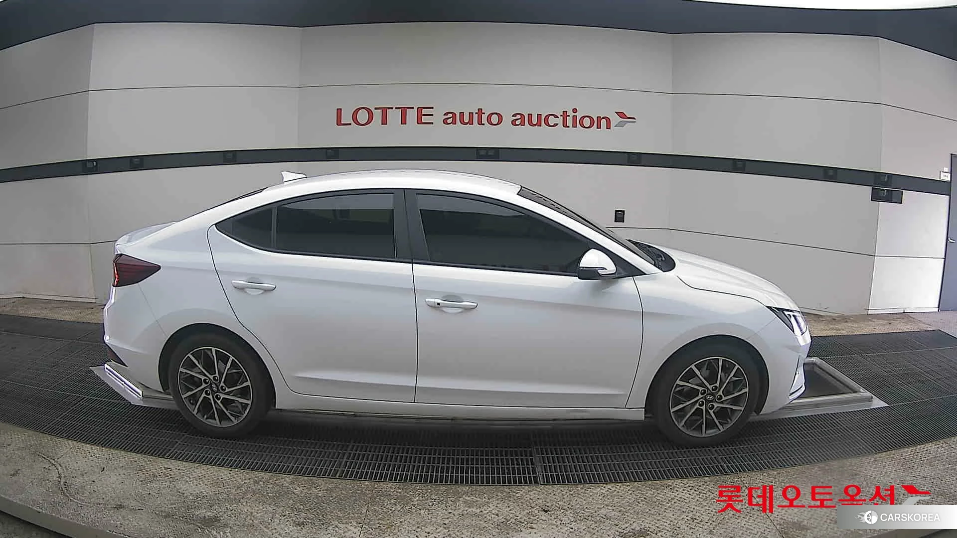 Hyundai Avante id 3875788 из Кореи 23