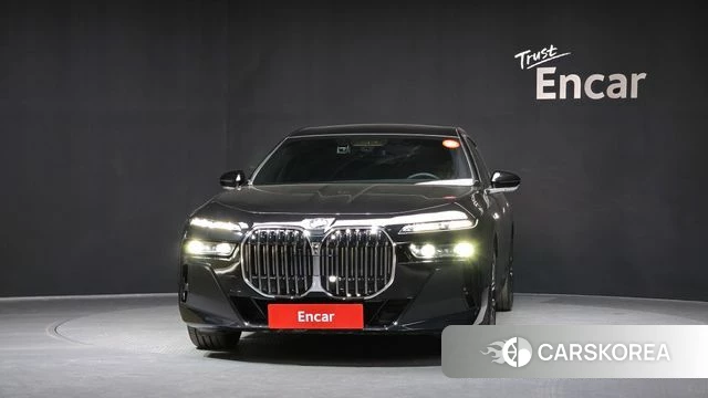 BMW 7 Series (G70) id 3934401 из Кореи 13