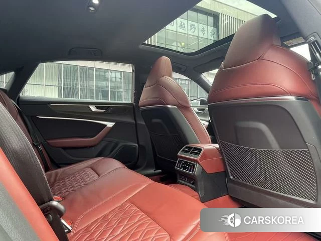 Audi A7L id 4265963 из Китая 11