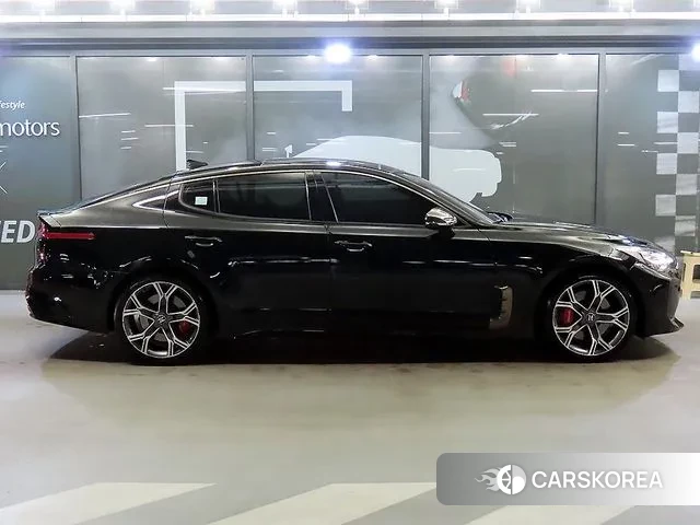 Kia Stinger id 3522953 из Кореи 13