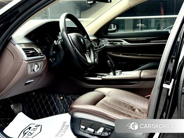 BMW 7 series 2021 Черный из Китая, фото 5