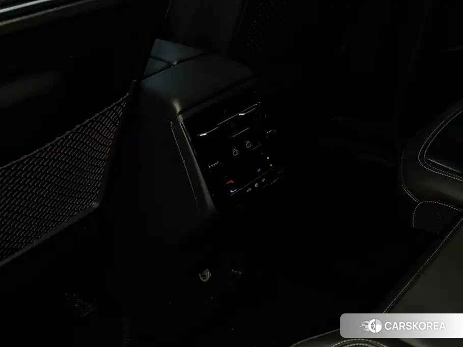 Audi Q6 id 4627986 из Китая 24