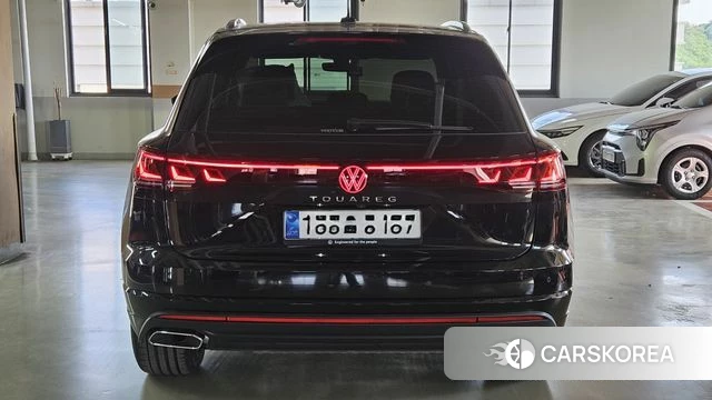 Volkswagen Touareg 3rd generation 2026 Черный из Кореи, фото 4