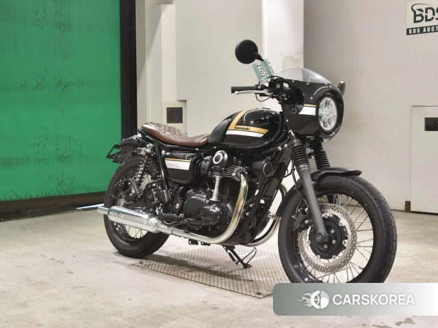 Kawasaki W800 CAFE 2022 из Японии, фото 2
