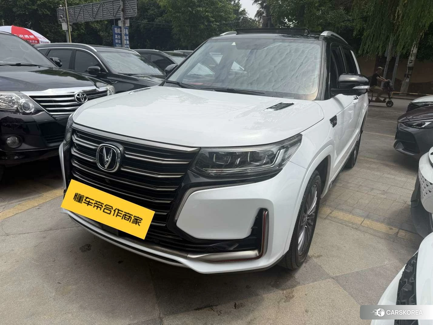 Chang'an CS95 id 4440334 из Китая 11