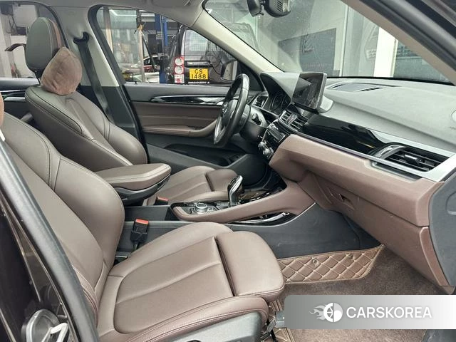 BMW X1 2021 Коричневый из Китая, фото 5