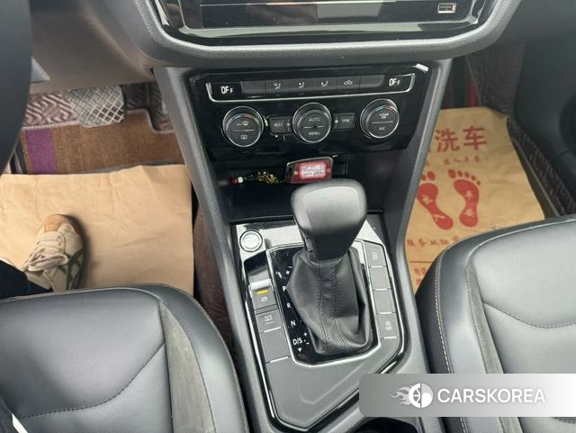 Volkswagen Tiguan L id 3890136 из Китая 9