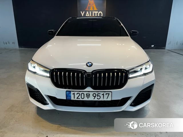 BMW 5 Series (G60) id 4549644 из Кореи 13