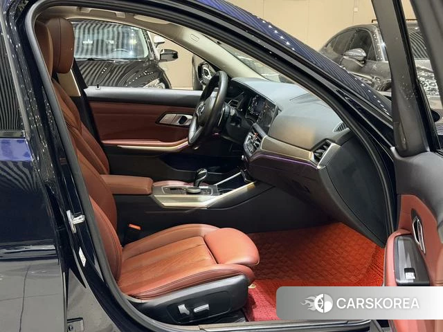 BMW 3 series id 4240729 из Китая 14
