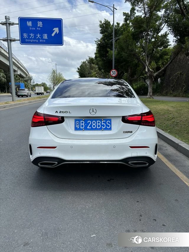 Mercedes-Benz Class A 2024 Белый из Китая, фото 3