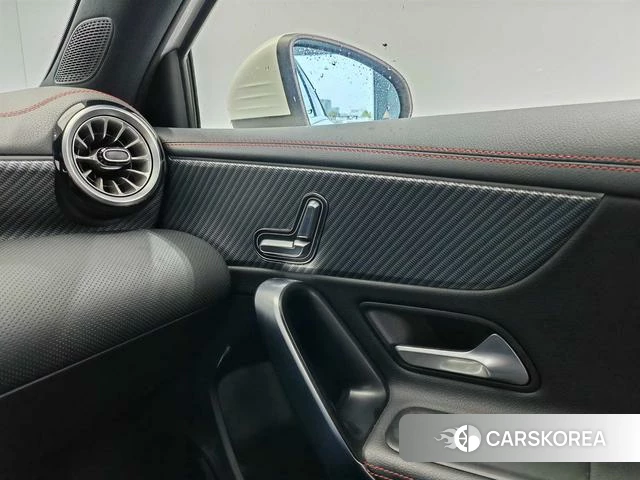 Mercedes-Benz Class A id 4220552 из Китая 13