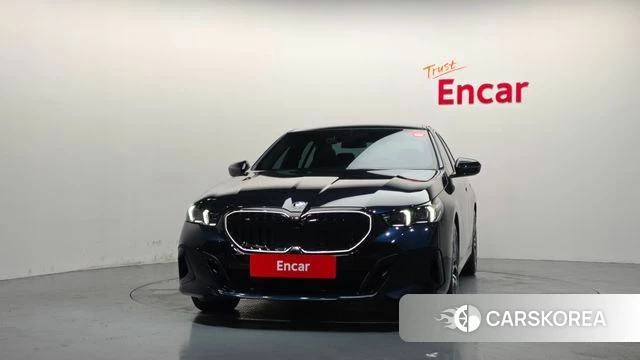 BMW 5 Series (G60) id 4719627 из Кореи 23