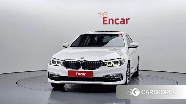 BMW 5 Series (G30) id 3363073 из Кореи 13