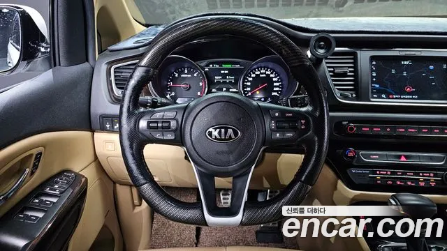 Kia The New Carnival id 2704999 из Кореи 13