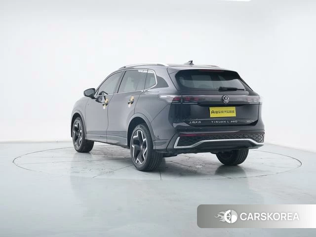 Volkswagen Tiguan L id 4258914 из Китая 21