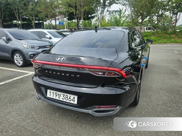 Hyundai The New Grandeur IG Hybrid id 4763622 из Кореи 13