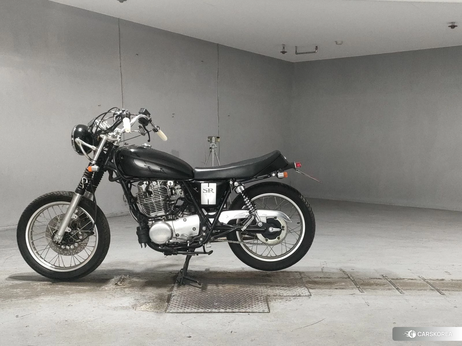 Yamaha SR 400 2019 из Японии, фото 3