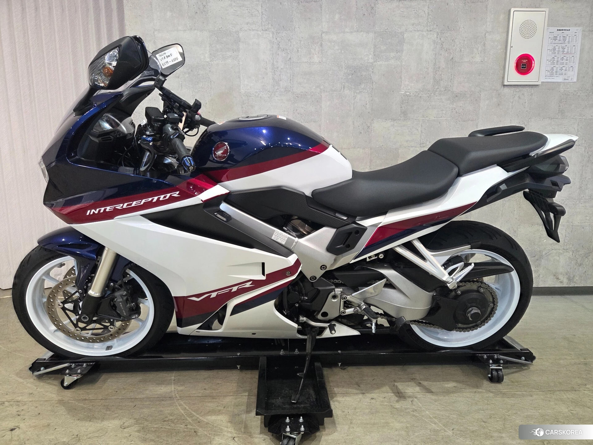 Проданный Honda VFR800F 2020 из Японии