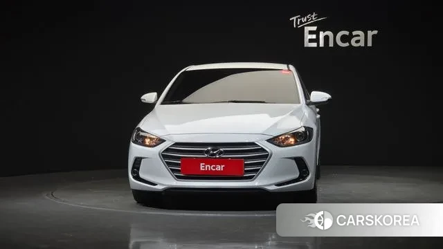 Hyundai Avante AD 2018 Белый из Кореи, фото 3