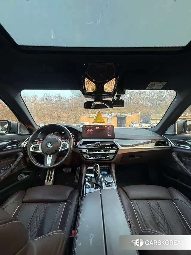 BMW 5 Series (G30) 2021 Белый из Кореи, фото 3