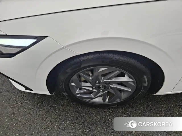 Hyundai The New Avante (CN7) id 3405218 из Кореи 9