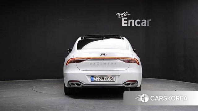 Hyundai The New Grandeur IG Hybrid id 4490158 из Кореи 23
