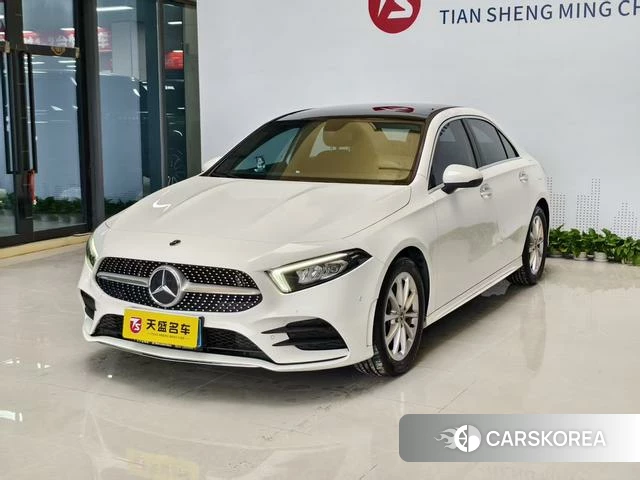 Mercedes-Benz Class A 2021 Белый из Китая, фото 3