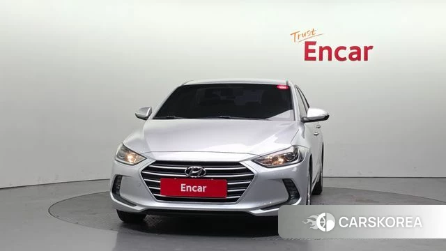 Hyundai Avante AD id 3905716 из Кореи 13