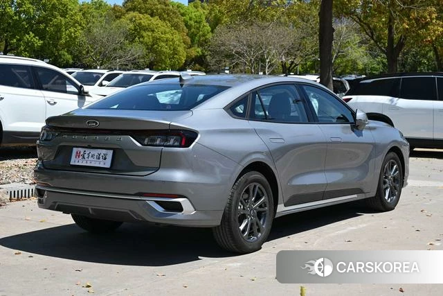 Ford Mondeo id 4239940 из Китая 17