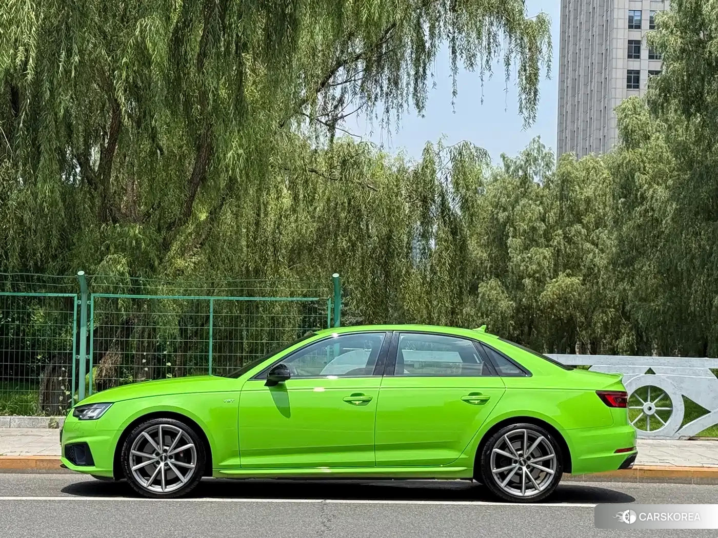 Audi S4 id 4679655 из Китая 17